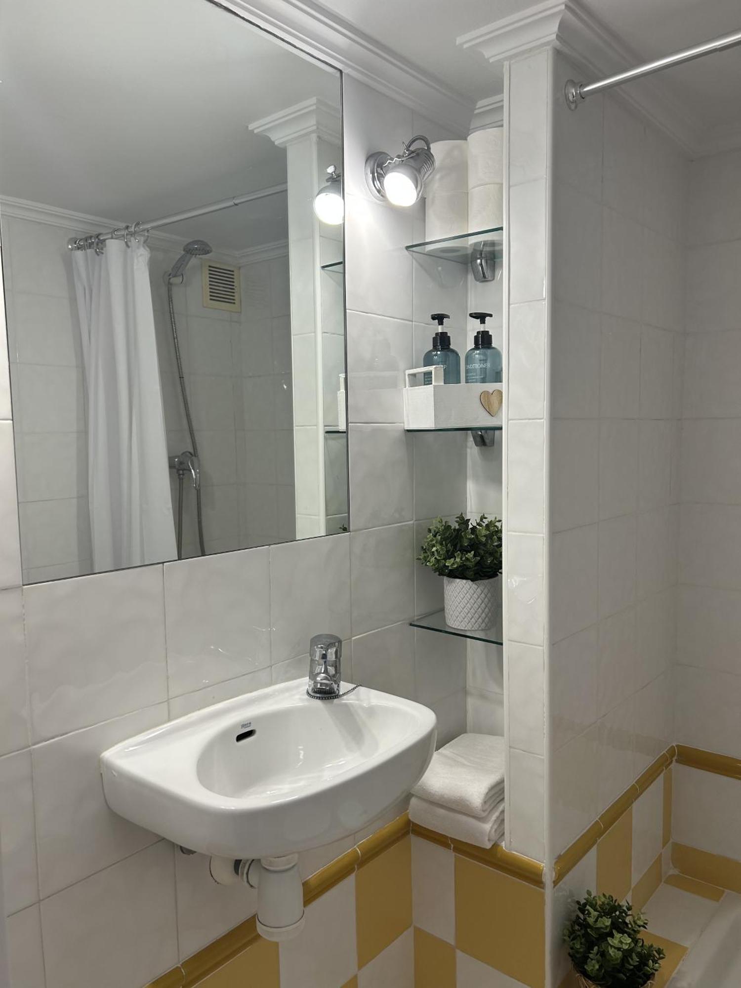 Apartment Paseo Del Muro